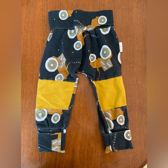 🫐3/$30 🇨🇦 House on the Rock Kids Tractor Grow with Me Pants size 12m - 3T - Picture 1 of 5